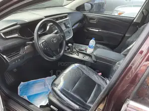 Toyota Avalon XLE 4dr Sedan (3.5L 6cyl 6A) 2014 Brown