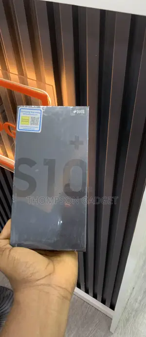 New Samsung Galaxy S10 Plus 128 GB
