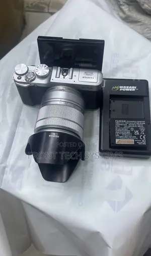 Fujifilm X-A2 With 16-50mm