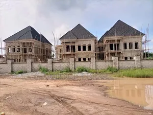 4bdrm Duplex in Owerri for sale