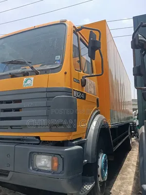 1824 Mercedes Benz Truck (Foreign Used) 6 Tyres