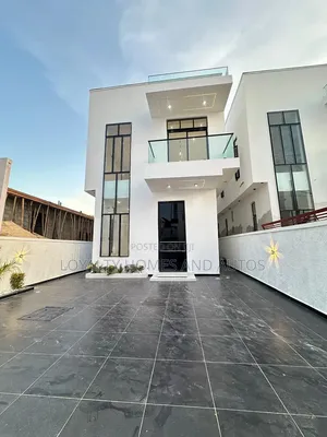 5bdrm Duplex in Ikota for sale