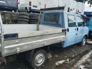 Volkswagen Transporter 2003 Blue