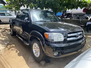 Toyota Tundra 2005 Black