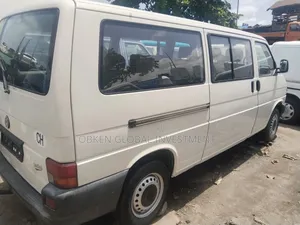 Volkswagen Transporter 2005 White