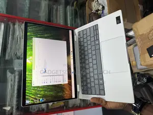 Laptop HP EliteBook X360 1040 G11 32GB Intel Core Ultra 7 SSD 512GB