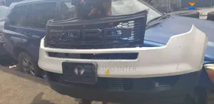 Front Complete Bumper and Grill Ford Edge 010