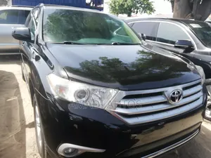 Toyota Highlander Limited 2012 Black