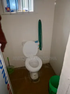 1bdrm Bedsitter in Igando-Oloja for rent