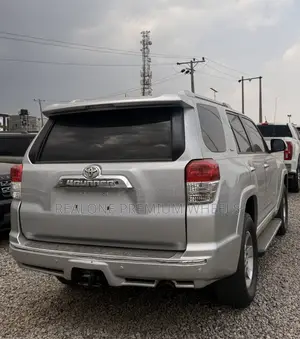 Toyota 4-Runner 2013 Silver