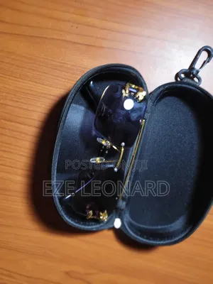 Fashionable Glassed WTH Casing
