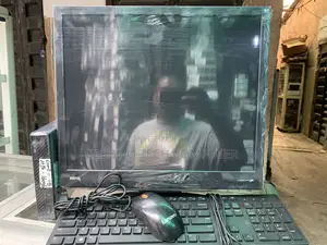 Desktop Computer 4GB Intel Core i5 HDD 160GB