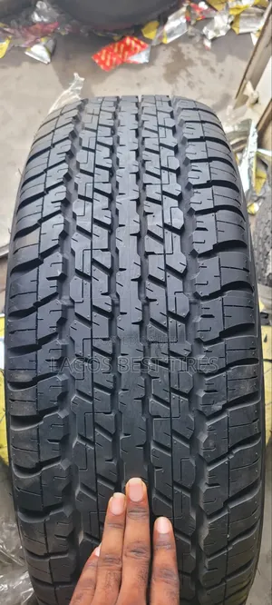 Brand New Dunlop Grandtrek At22 - 285/65r17 - All-Terrain (Set/Single)