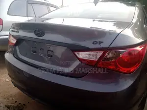 Hyundai Sonata Limited 2.0T Sedan (2.0L 4cyl 6A) 2012 Gray