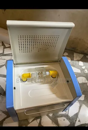 Specialized Medical Laboratory Piece Of Equipment