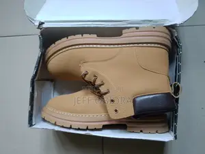Clean Men’S Boots (Size 46) – Brown Available