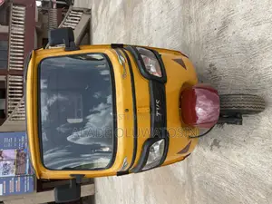 TVS King Deluxe Plus iTouch Start 2026 Yellow