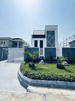 5bdrm Duplex in Lekki for sale