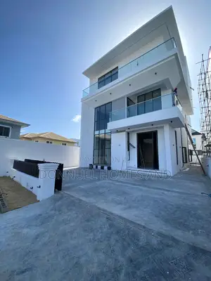 5bdrm Duplex in Lekki Expressway for sale