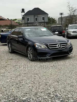 Mercedes-Benz E350 Base 4Matic Sedan AWD (3.5L 6cyl 7A) 2015 Blue