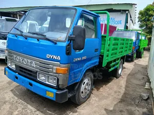 1997 Dyna 200