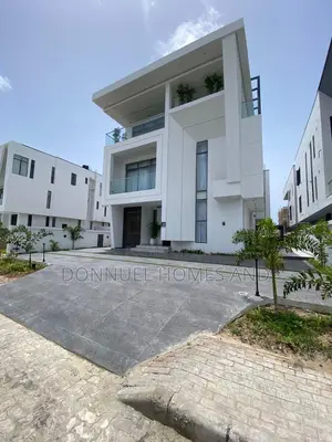 5bdrm Duplex in Ikate for sale