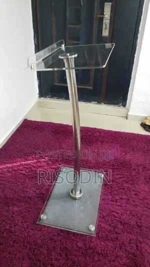Single Pole Pulpit