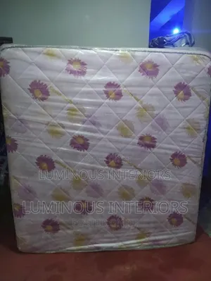 The Greenearth Mattress 6 by 6 (18 Inches)