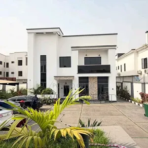 5bdrm Duplex in Guzape District for sale