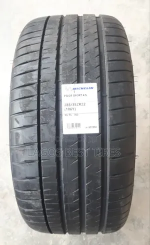 Michelin Pilot Sport 4s (Ps4s) - 285/35zr22 (106y) Xl