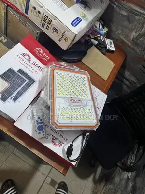 600watts SMS Starlight Solar Flood Light Best Importer and Supply