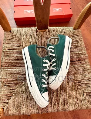 Forest Edge Canvas Sneakers / Buy One Get a Free Sock