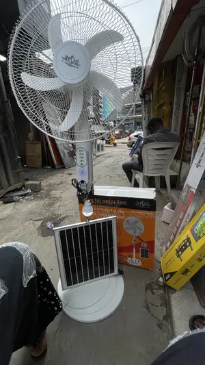 Teng Solar Rechargeable Fan 8000mah