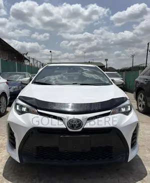 Toyota Corolla 2018 White