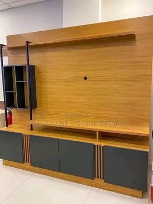 Tv Media Stand With Fluted Panel Wall Gladding