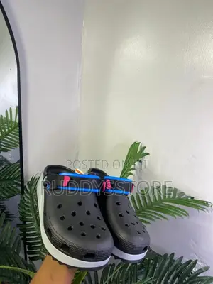 Crocs Classic Hiker Clogs – Rugged Comfort With Outdoor-Inspired Style