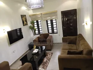 Lease Apartment