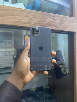 Apple iPhone 11 Pro Max 64 GB Gray