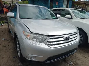 Toyota Highlander Limited 2012 Silver