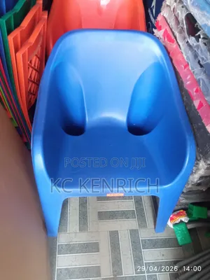 Plastic Chair Plain