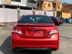 Toyota Camry SE 4dr Sedan (2.5L 4cyl 6AM) 2010 Red