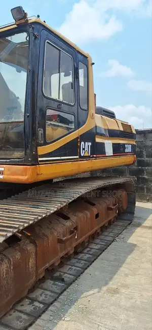 Caterpillar 330 Bl for Sale. Price: 150 Million.
