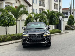 Lexus LX 2021 Black