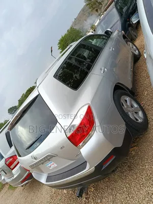 Toyota Highlander Limited 3.5L 2WD 2013 Silver