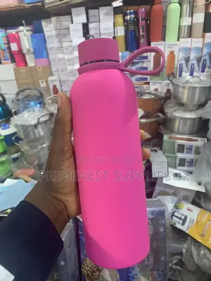 Smooth Touch 500ml Flask With Handle
