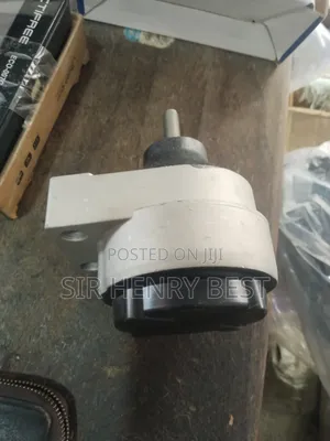 Engine Seat Ford Focus 2014