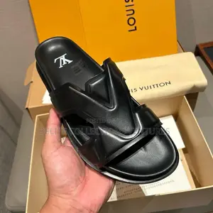 Luxury Update  *Louis Vuitton Oasis Mule Now Available Inn