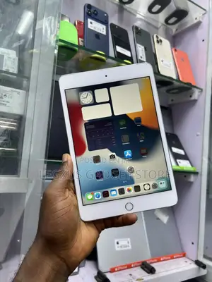 Apple iPad mini 4 16 GB Silver