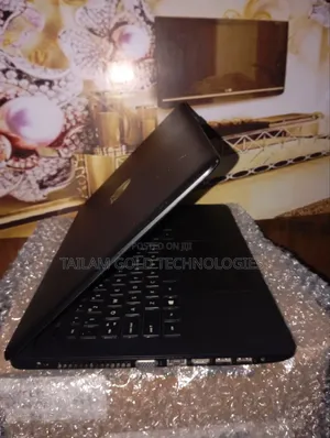 Laptop HP 14-dq1088wm 4GB Intel Celeron HDD 500GB