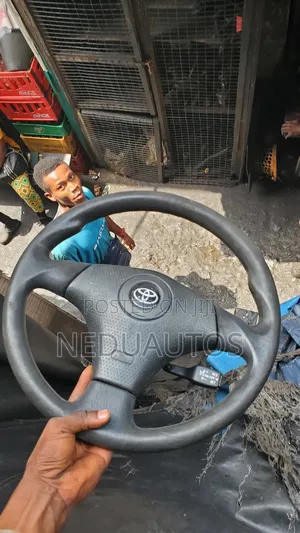 Steering Wheel Corolla 2005 Black Colour